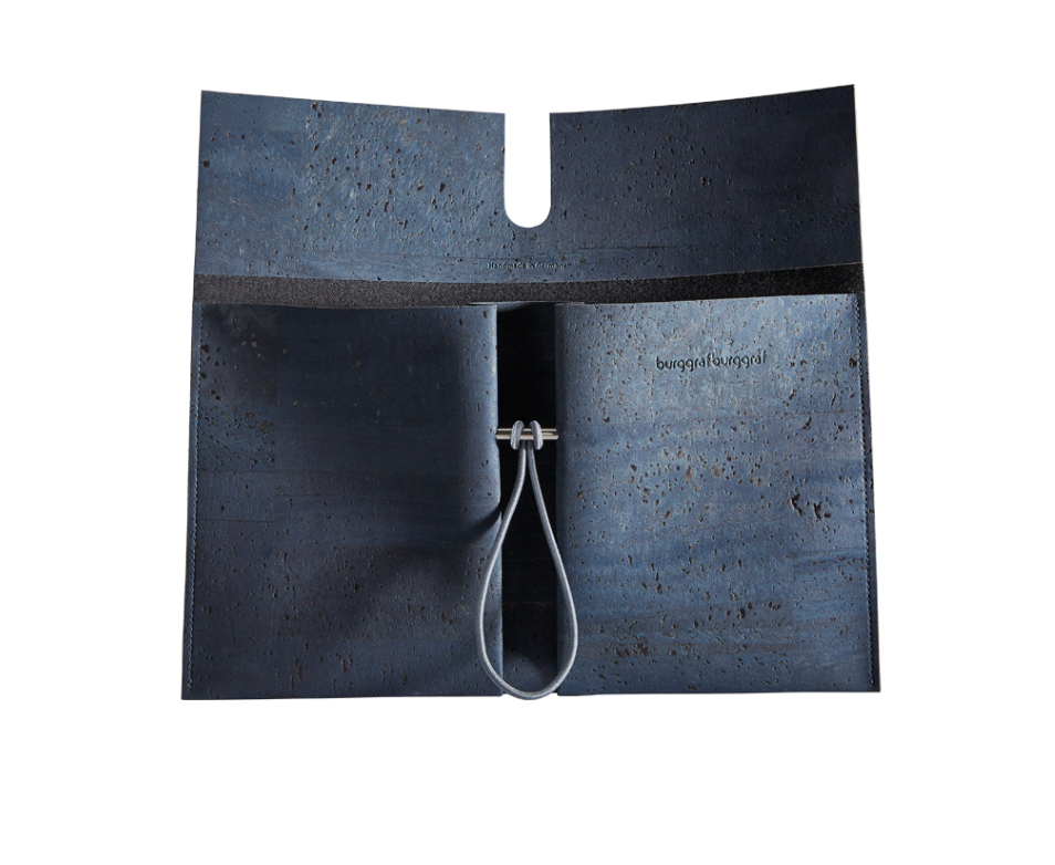 burggrafburggraf-vegane-kork-clutch-reto-navy-offen