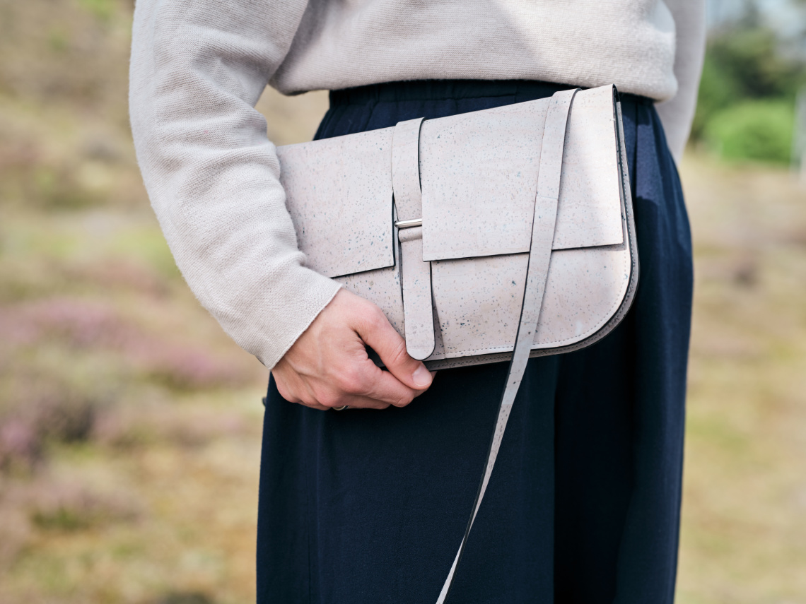 burggrafburggraf-vegane-kork-handtasche-meta-birkengrau