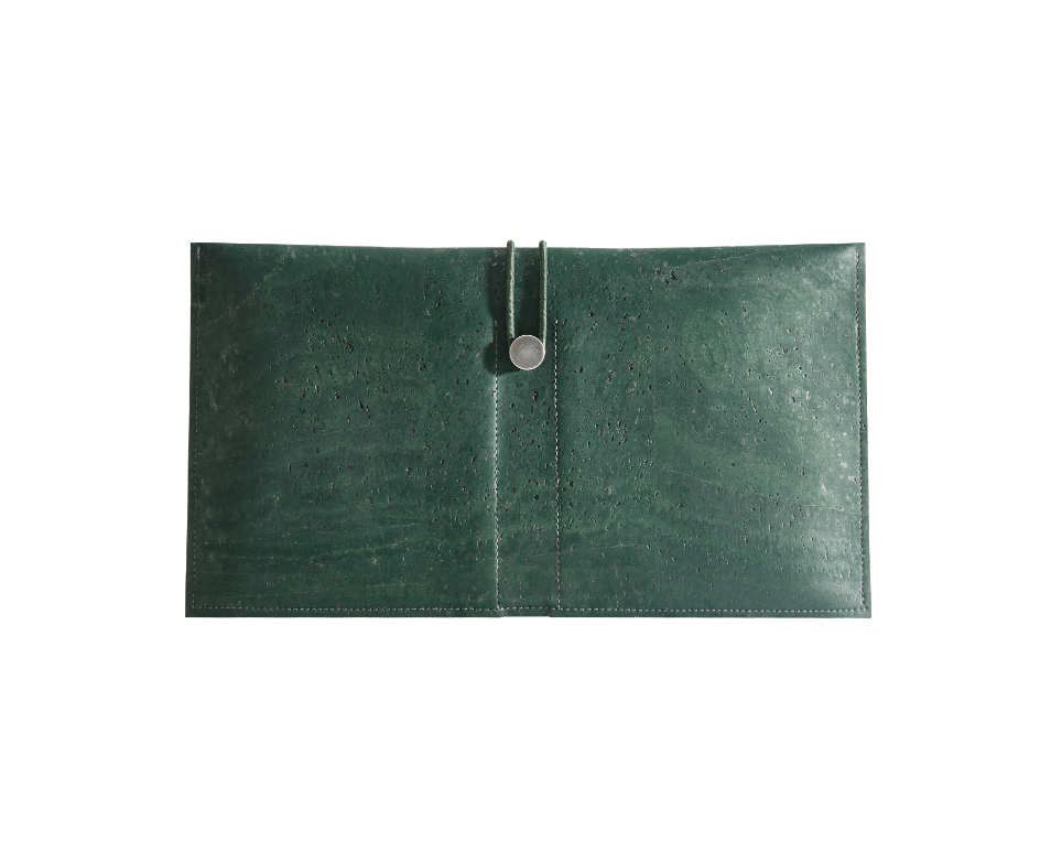 burggrafburggraf-vegane-kork-clutch-reto-waldgrün-rückseite